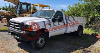 1999 Ford F550 Service Truck (Needs Repair)