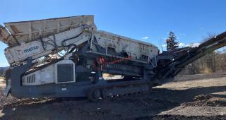 2011 Metso 272 Track Scalping Screen