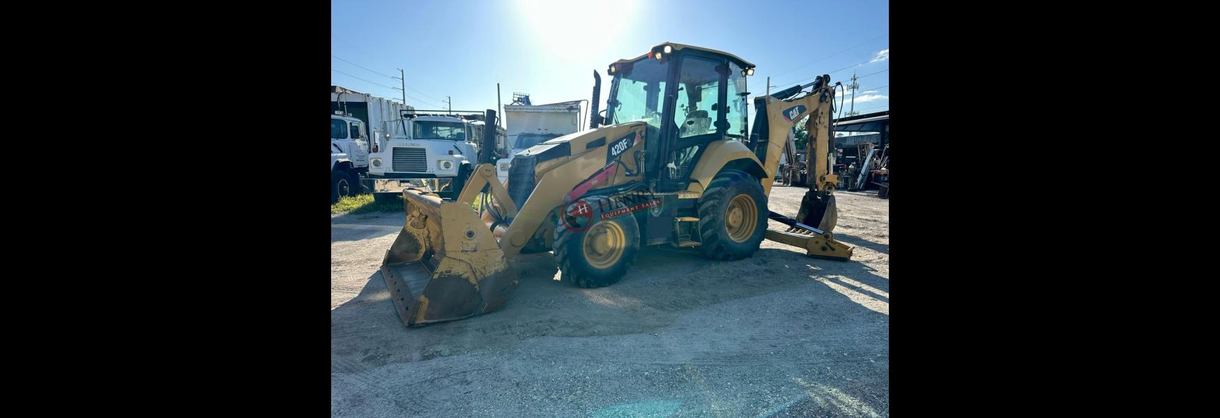 Henry Equipment Sales - 2016 Caterpillar 420F2 Backhoe (4x4)