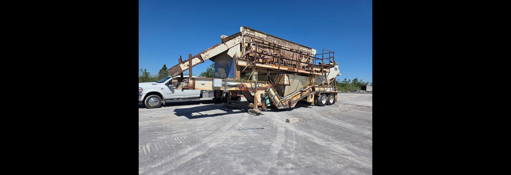 Henry Equipment Sales - Cedarapids 6x20 Screen with Twin Wash Screws